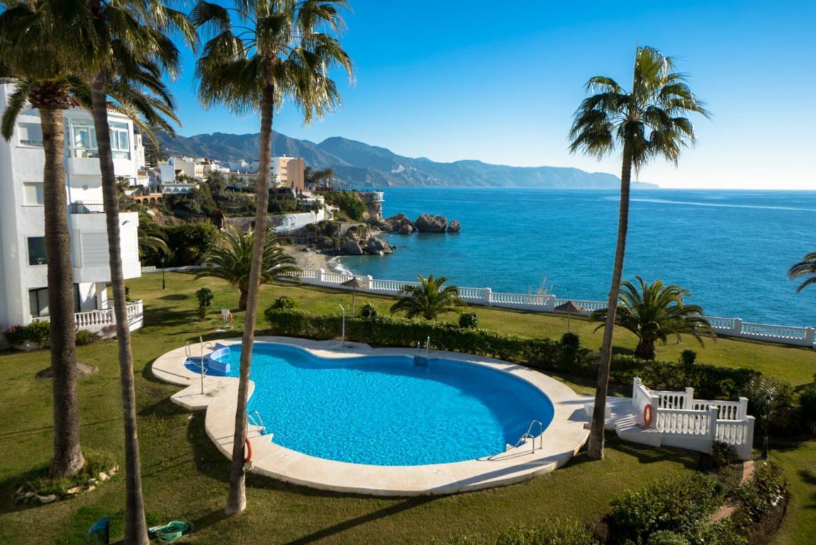 Palmeras 72 Menyber Nerja Exterior photo